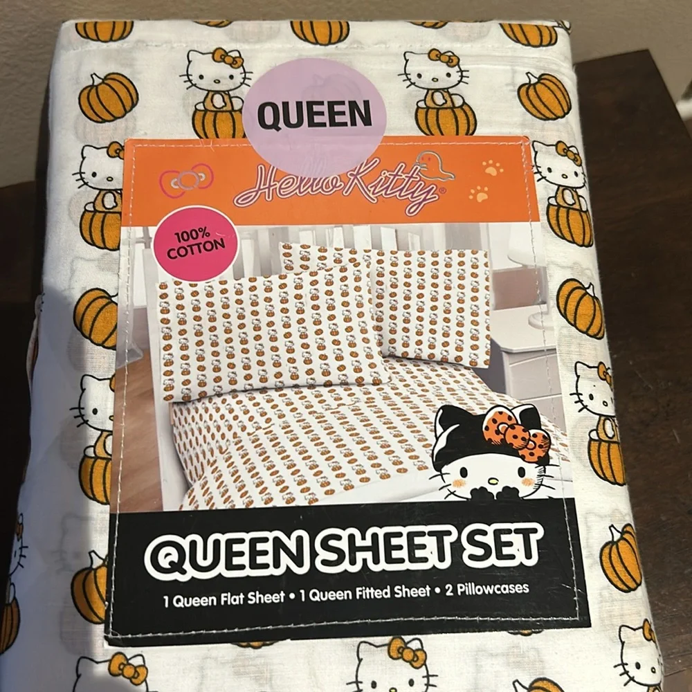 Hello Kitty Sanrio Halloween Pumpkin Queen White Sheet Set 4 Piece New